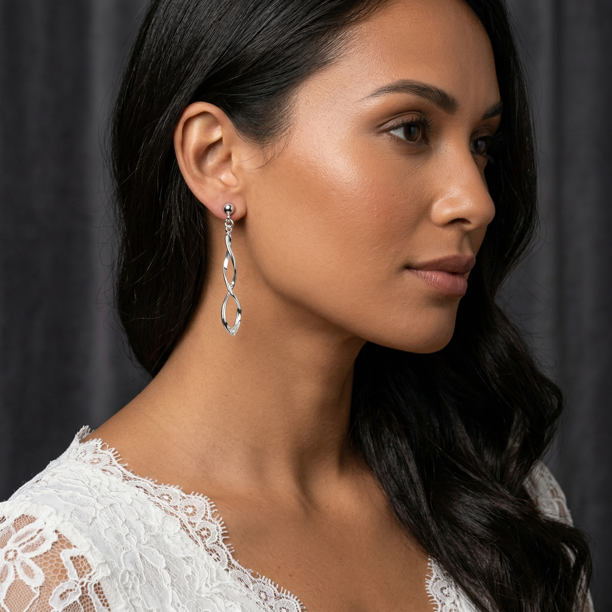 Nuit Précieuse A.More